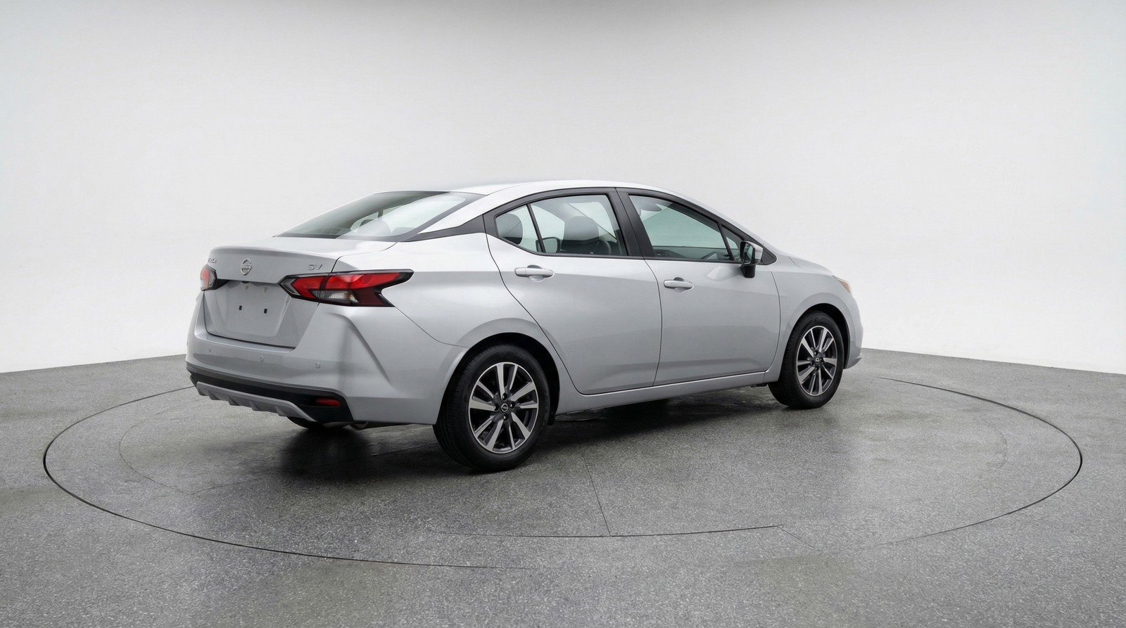 Used 2025 Nissan Versa SV FWD image 9