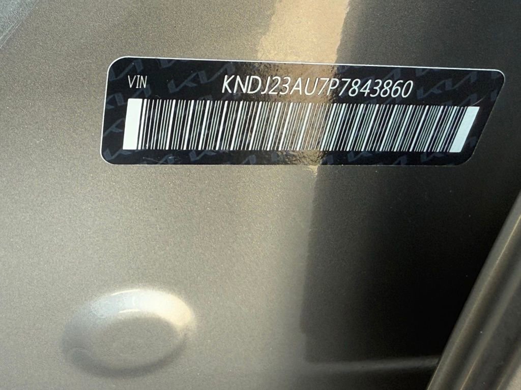 Used 2023 Kia Soul LX image 38