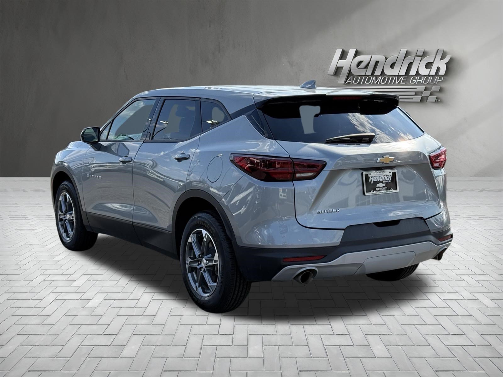 Used 2025 Chevrolet Blazer LT FWD image 8