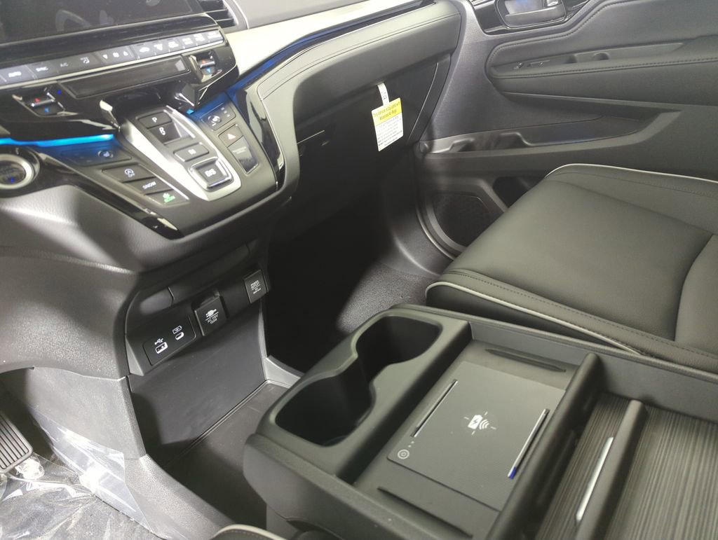 New 2026 Honda Odyssey Touring image 20