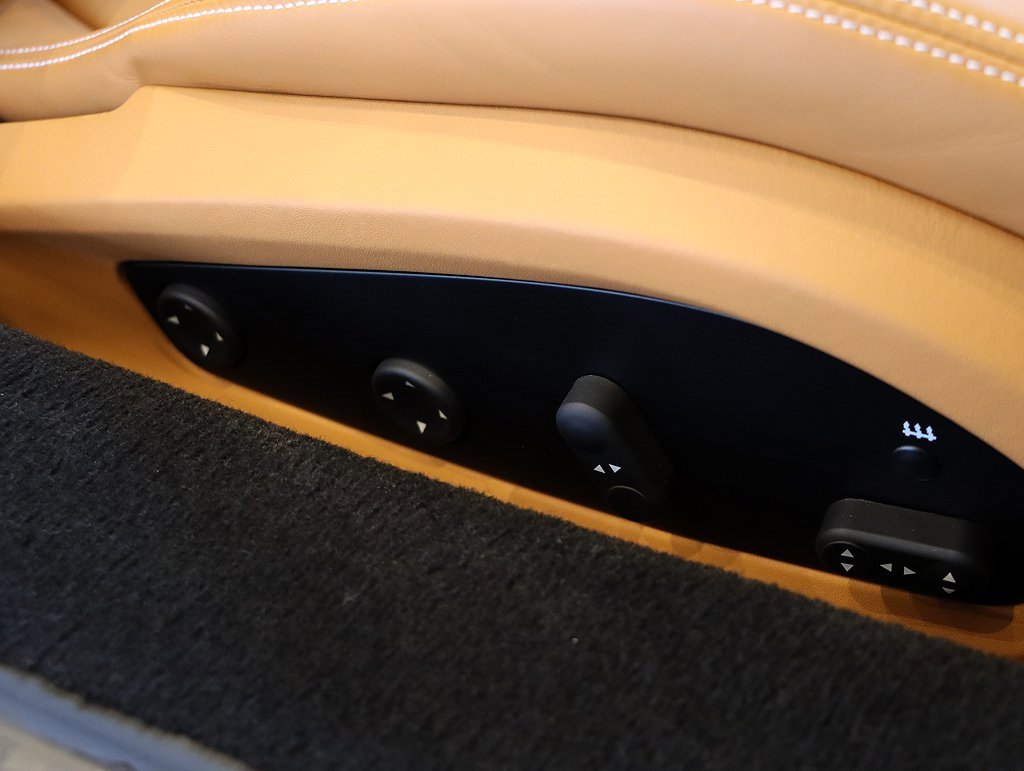 Certified 2022 Ferrari F8 Spider image 30
