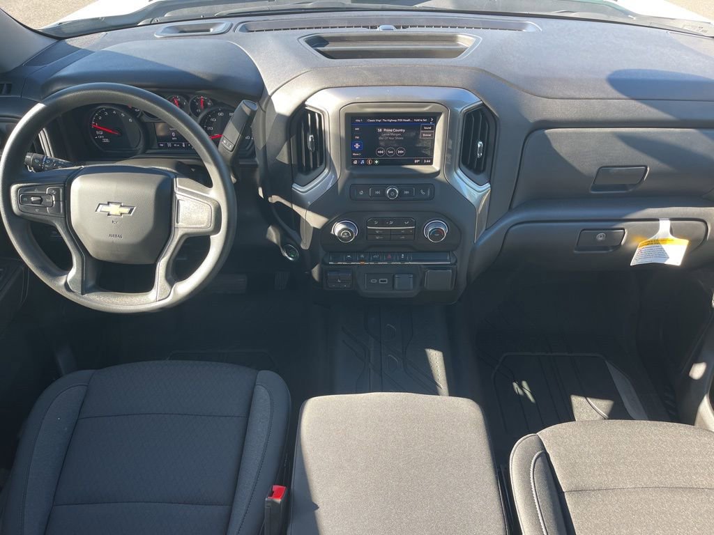 Used 2025 Chevrolet Silverado 1500 Custom w/ Turbomax Blackout Package image 13