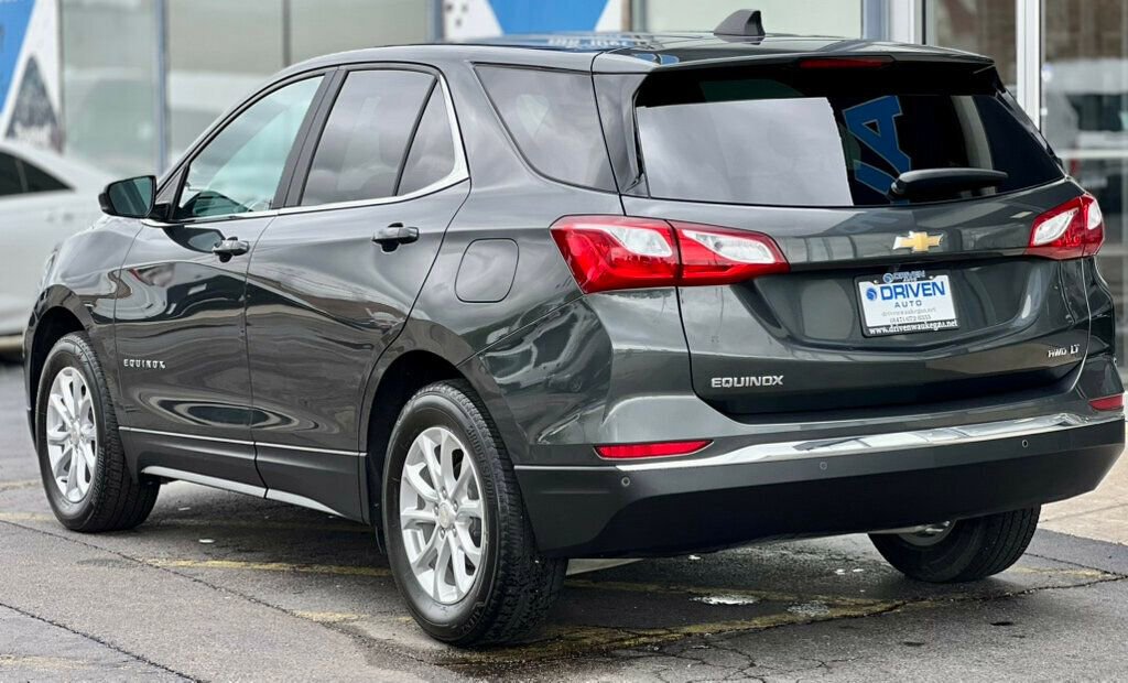 Used 2021 Chevrolet Equinox LT image 3