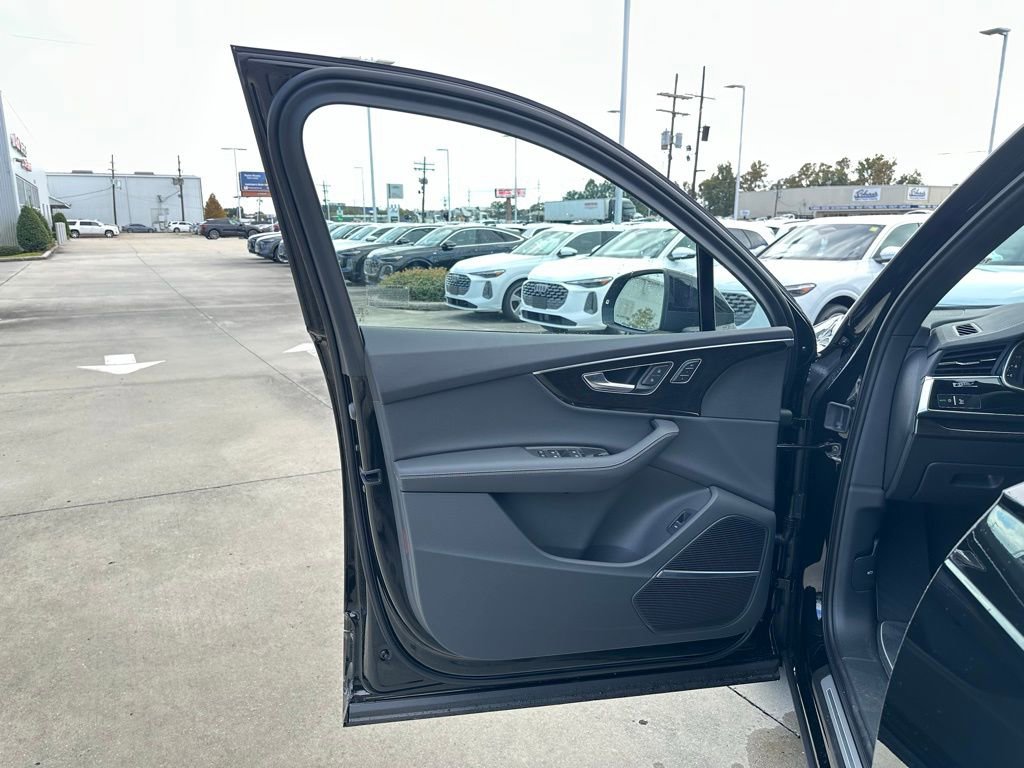 New 2026 Audi Q7 3.0T Premium Plus image 11