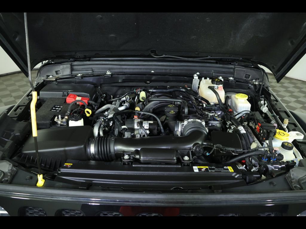 Used 2022 Jeep Wrangler Unlimited Sport AWD/4WD image 16