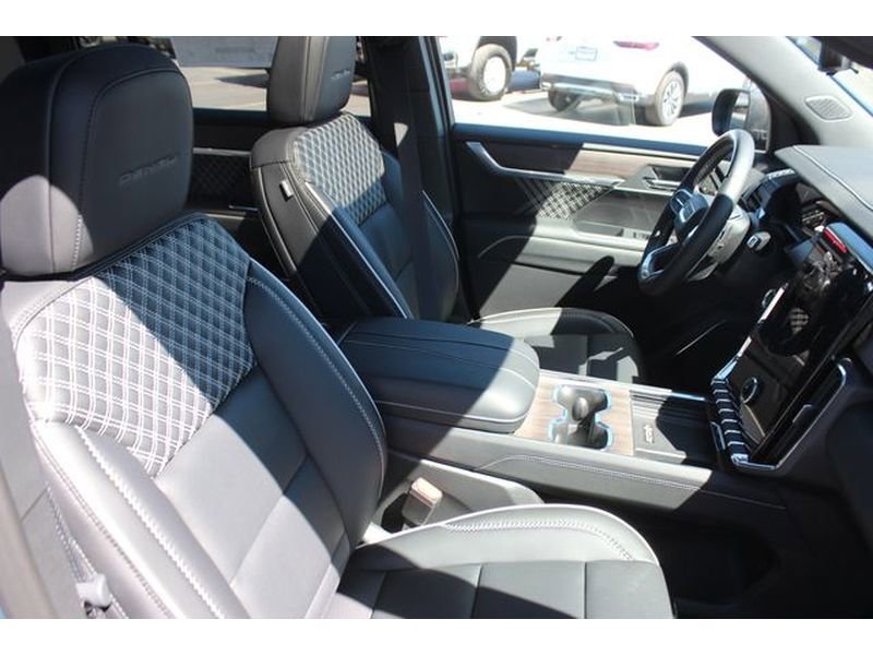 New 2026 GMC Acadia Denali w/ Super Cruise Package image 31