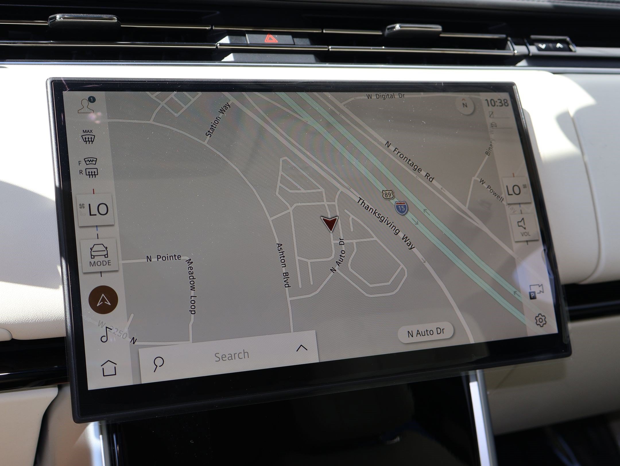New 2026 Land Rover Range Rover Autobiography AWD/4WD image 24