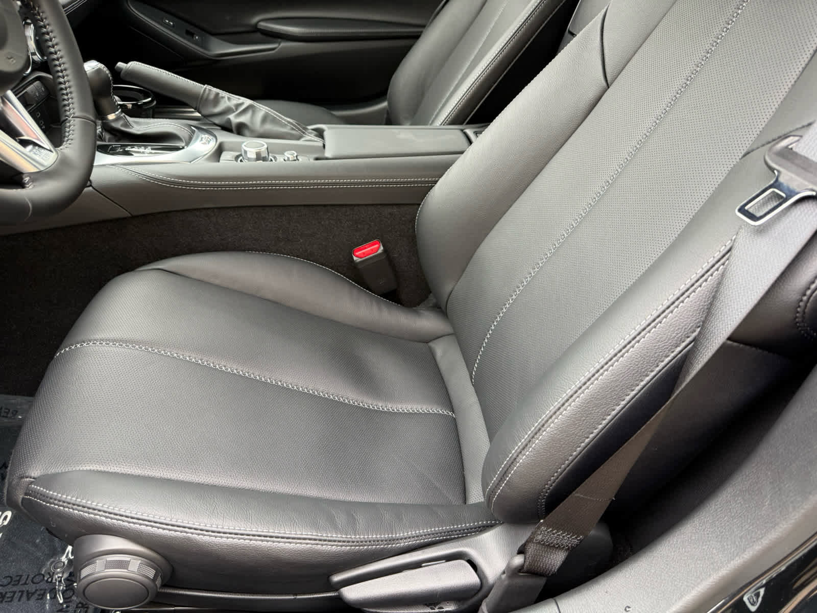 New 2025 MAZDA MX-5 Miata RF Grand Touring w/ Appearance Package image 4