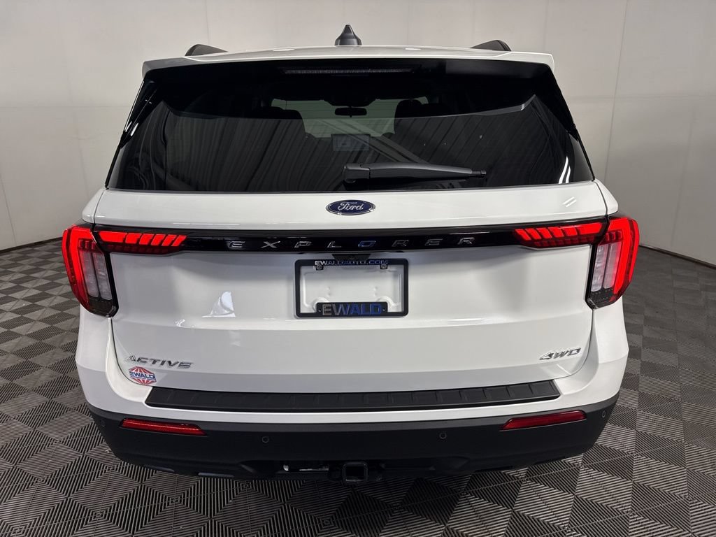 New 2026 Ford Explorer Active AWD/4WD image 8