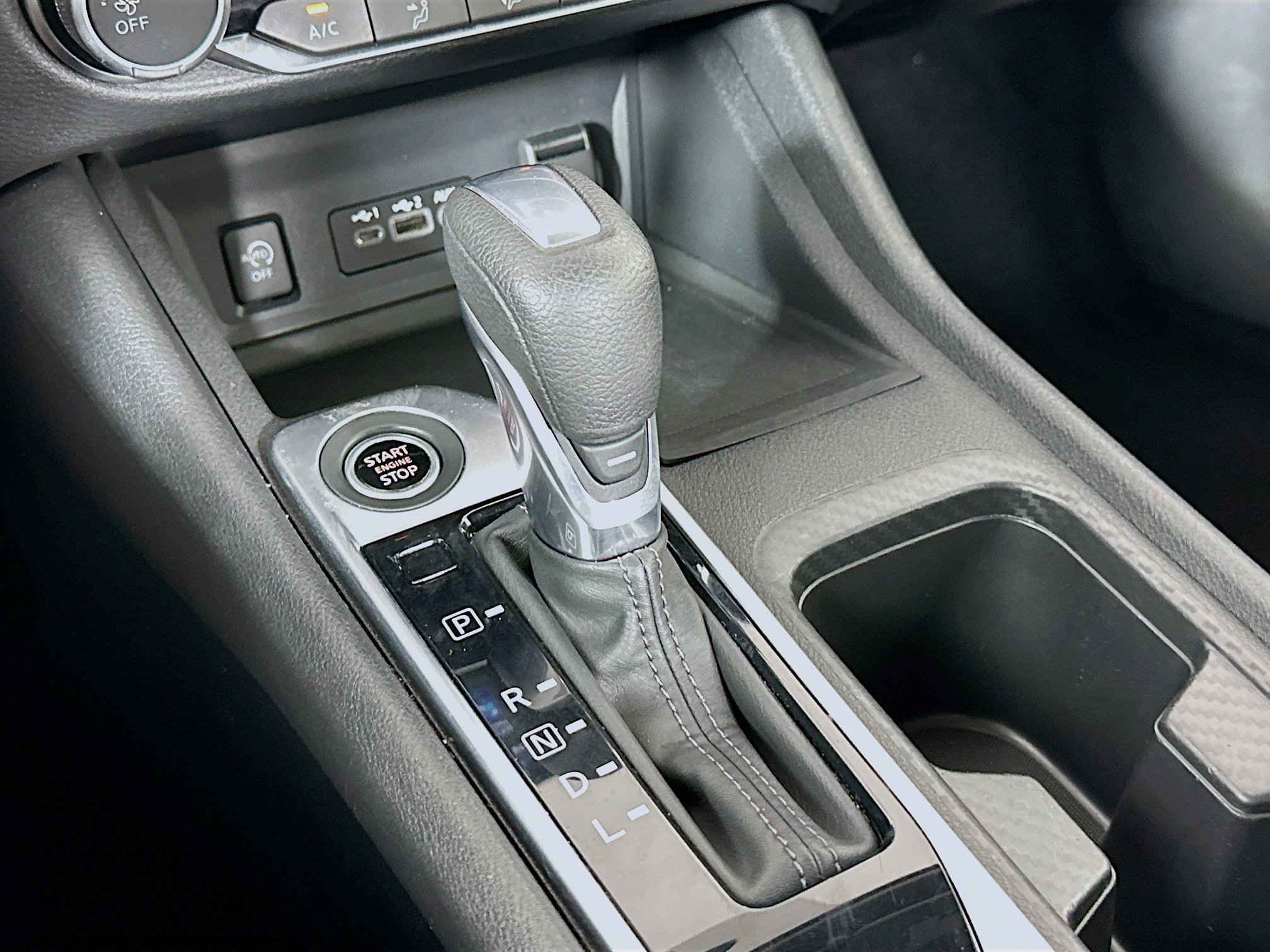 Used 2024 Nissan Sentra SV image 23