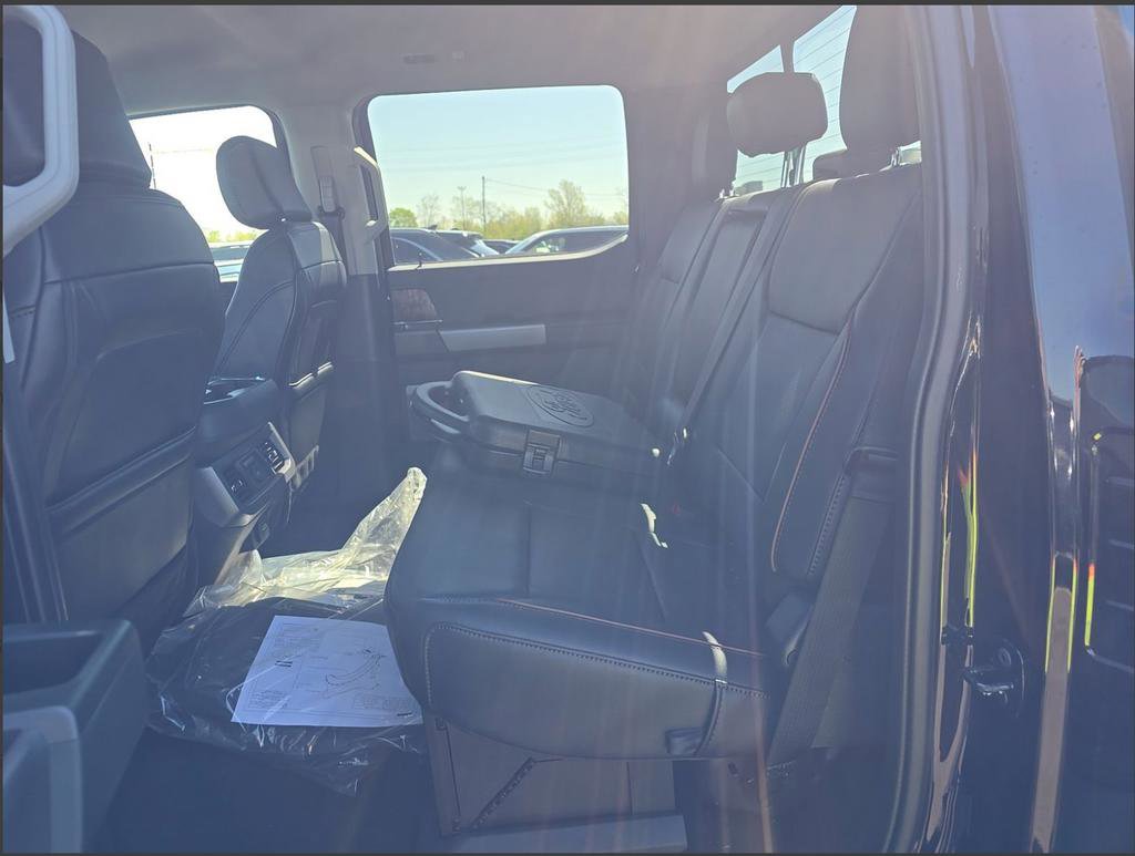Used 2026 Ford F450 Lariat w/ Lariat Premium Package AWD/4WD image 10