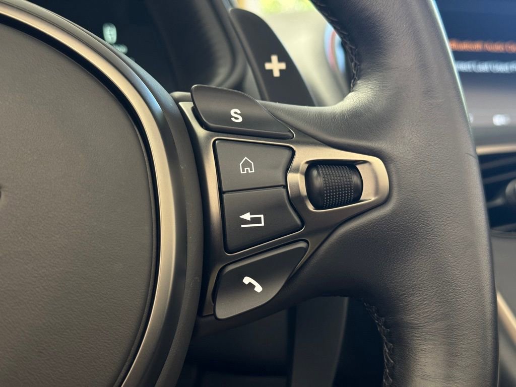 Used 2023 Aston Martin DB11 Volante image 26