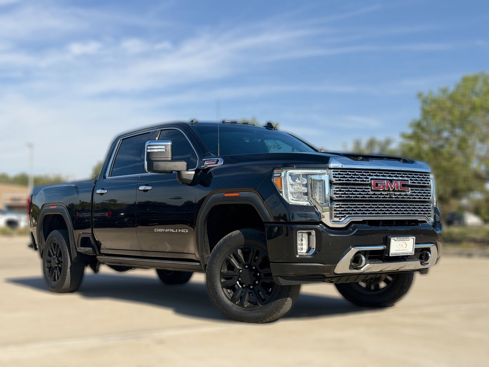 Used 2021 GMC Sierra 2500 Denali w/ Denali Black Diamond Edition AWD/4WD image 17