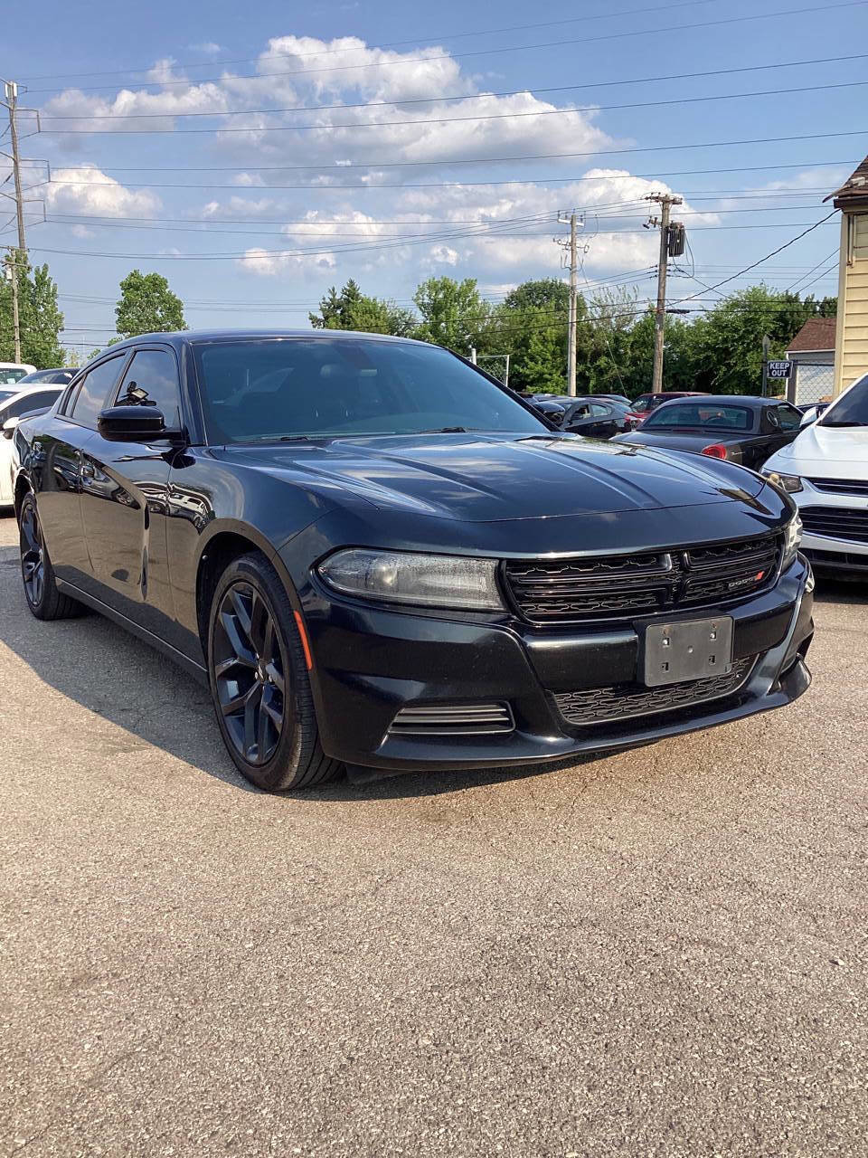 Used 2019 Dodge Charger SXT image 11