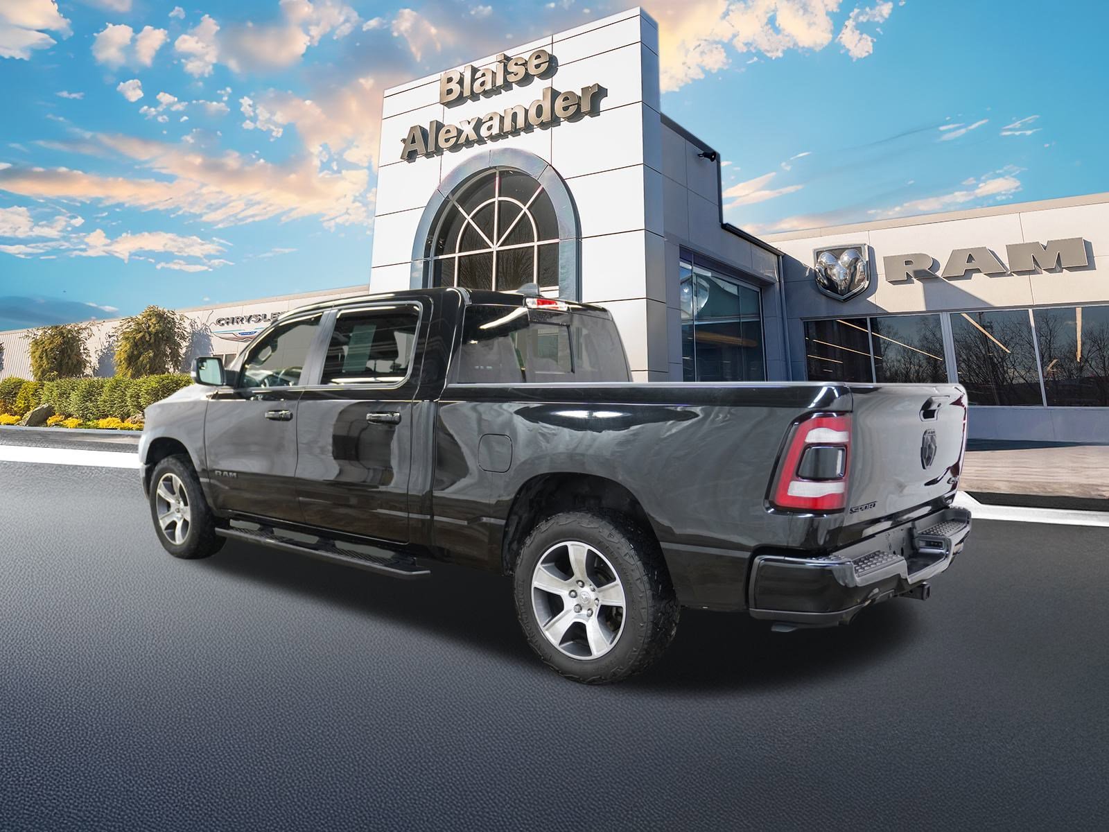 Used 2019 RAM 1500 Sport w/ Level 2 Equipment Group image 11