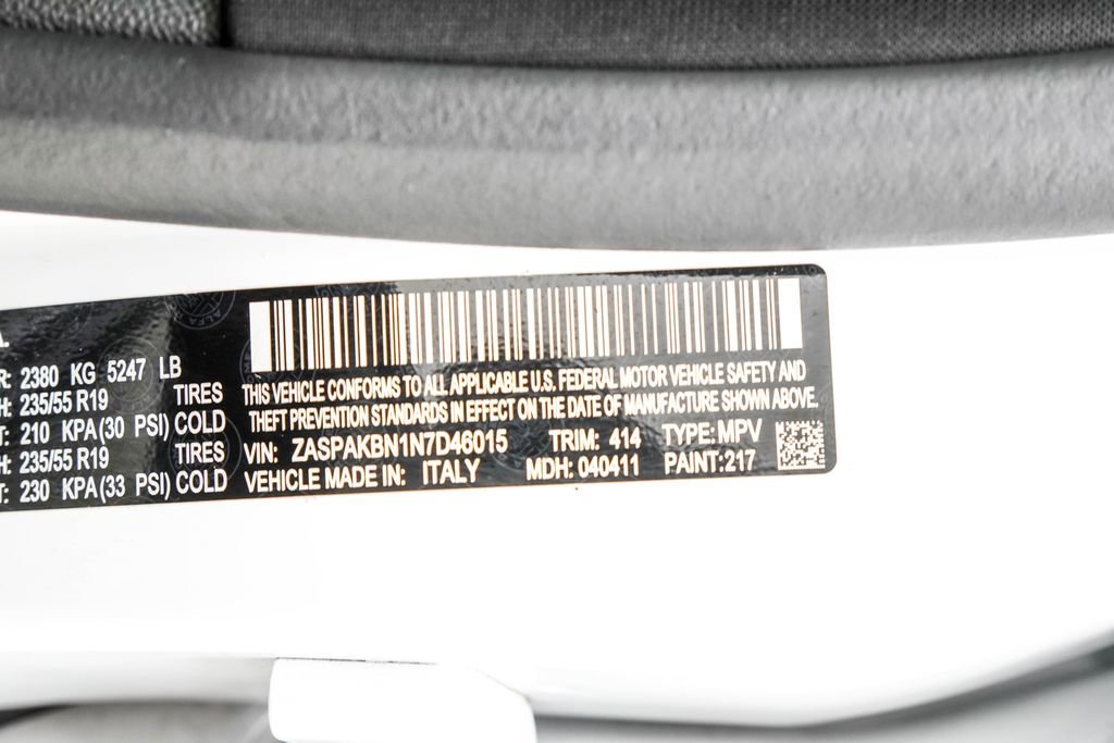 Used 2022 Alfa Romeo Stelvio Ti AWD/4WD image 43