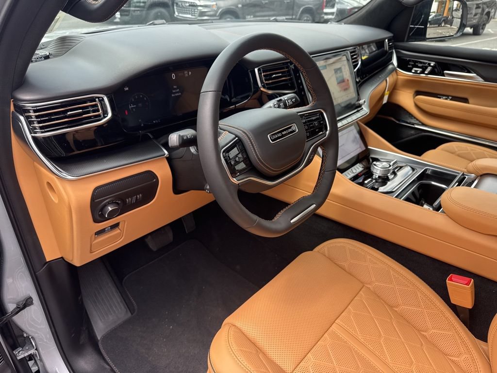 New 2026 Jeep Grand Wagoneer Summit AWD/4WD image 12