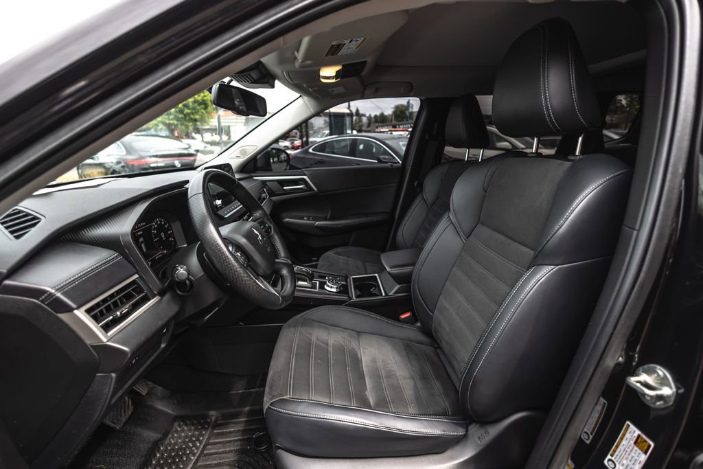 Used 2024 Mitsubishi Outlander SE AWD/4WD image 20