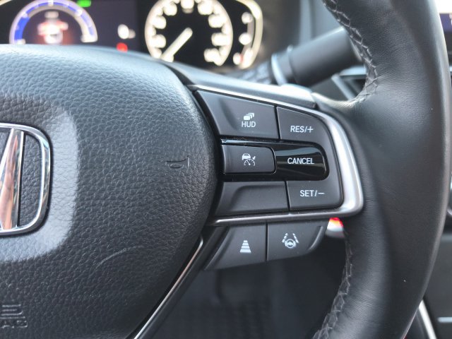 Used 2022 Honda Accord Touring image 25