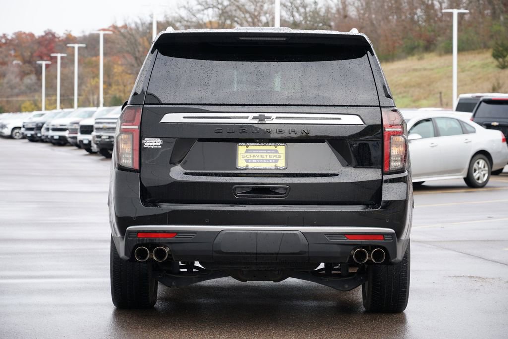 Used 2023 Chevrolet Suburban High Country w/ Premium Package image 4