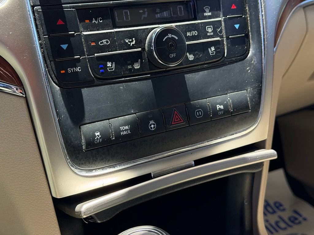 Used 2011 Jeep Grand Cherokee Limited w/ Luxury Group II AWD/4WD image 34