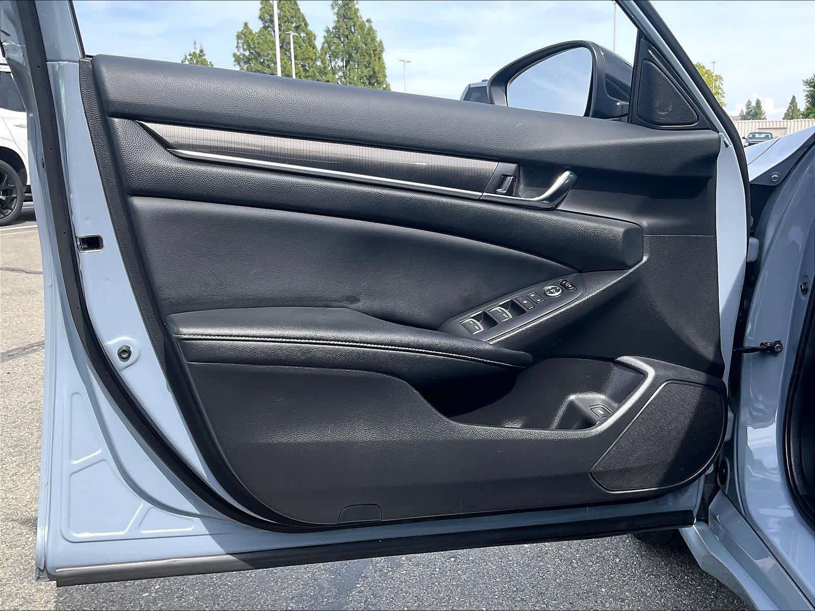 Used 2022 Honda Accord Sport image 23