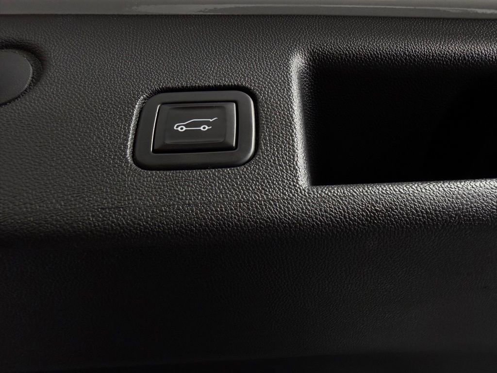 Used 2022 Chevrolet Equinox LT image 29