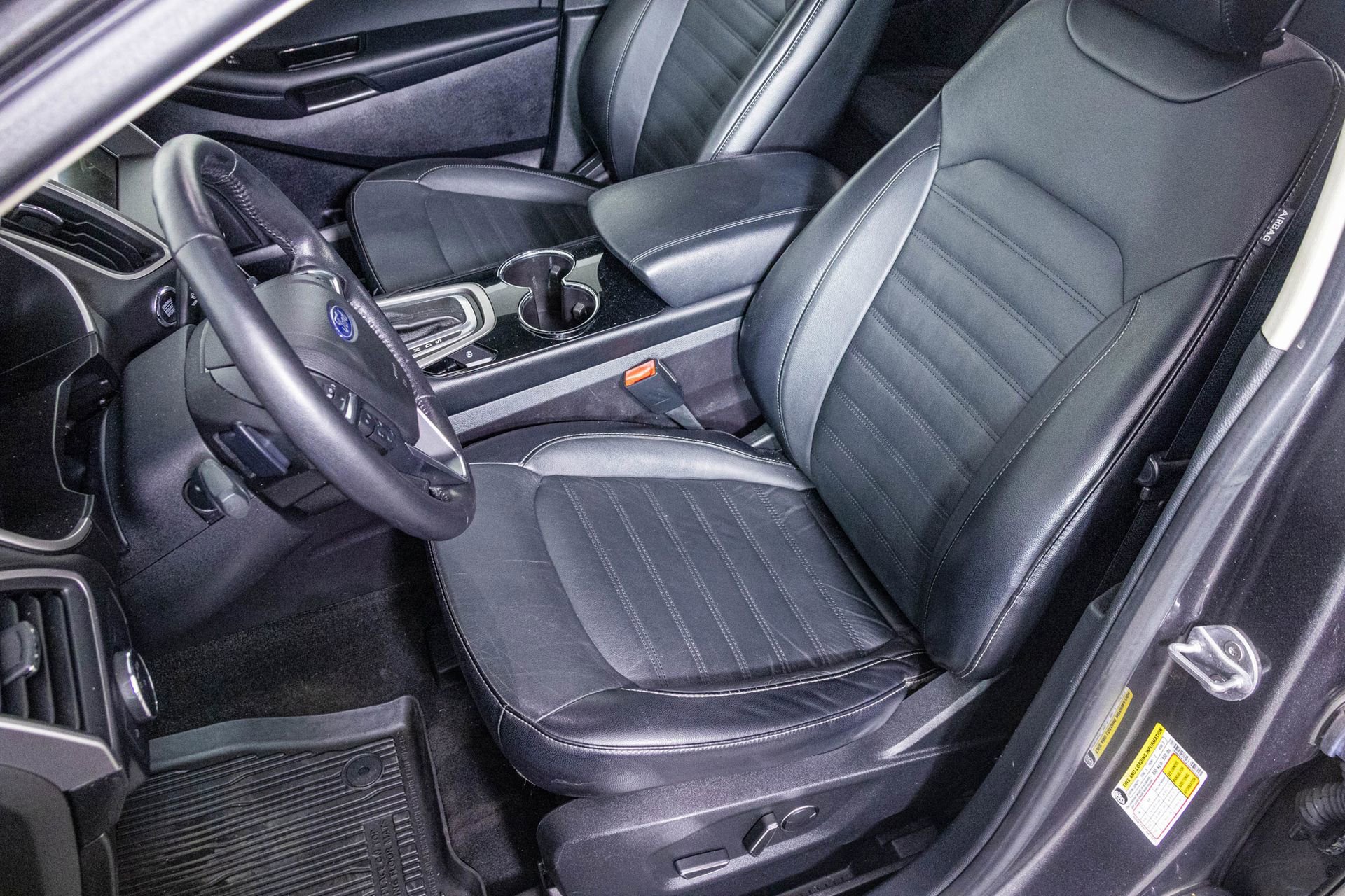 Used 2018 Ford Edge SEL w/ Equipment Group 201A image 19