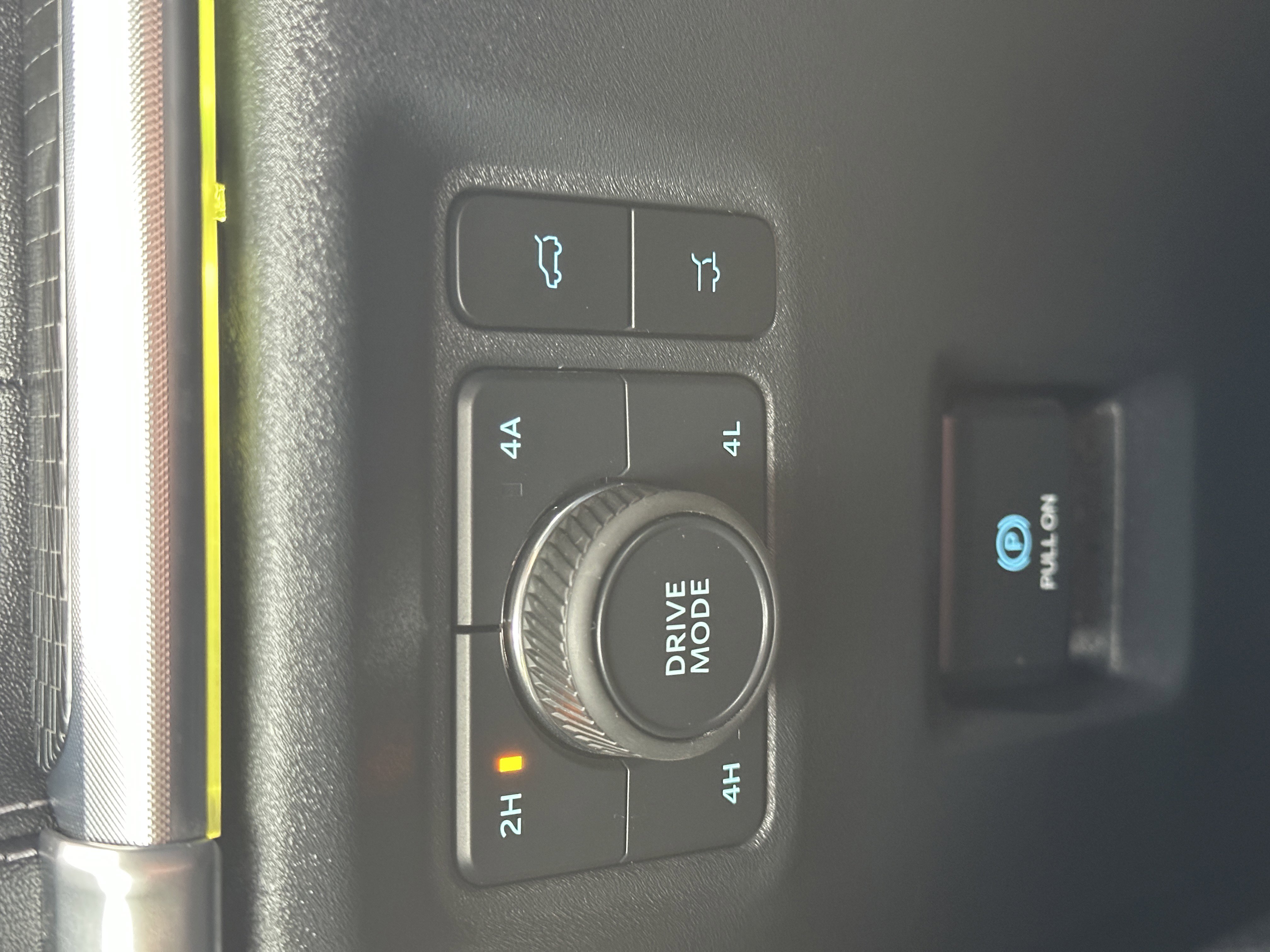 Used 2025 Ford Expedition Platinum w/ Stealth Appearance Package AWD/4WD image 65