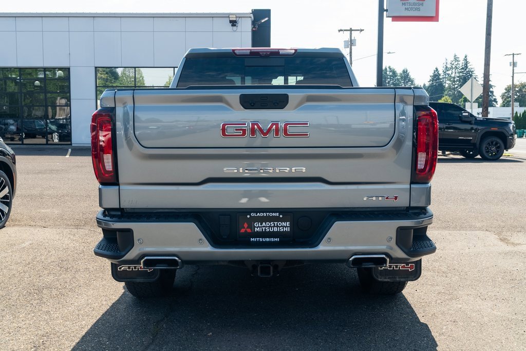 Used 2024 GMC Sierra 1500 AT4 w/ Technology Package image 5