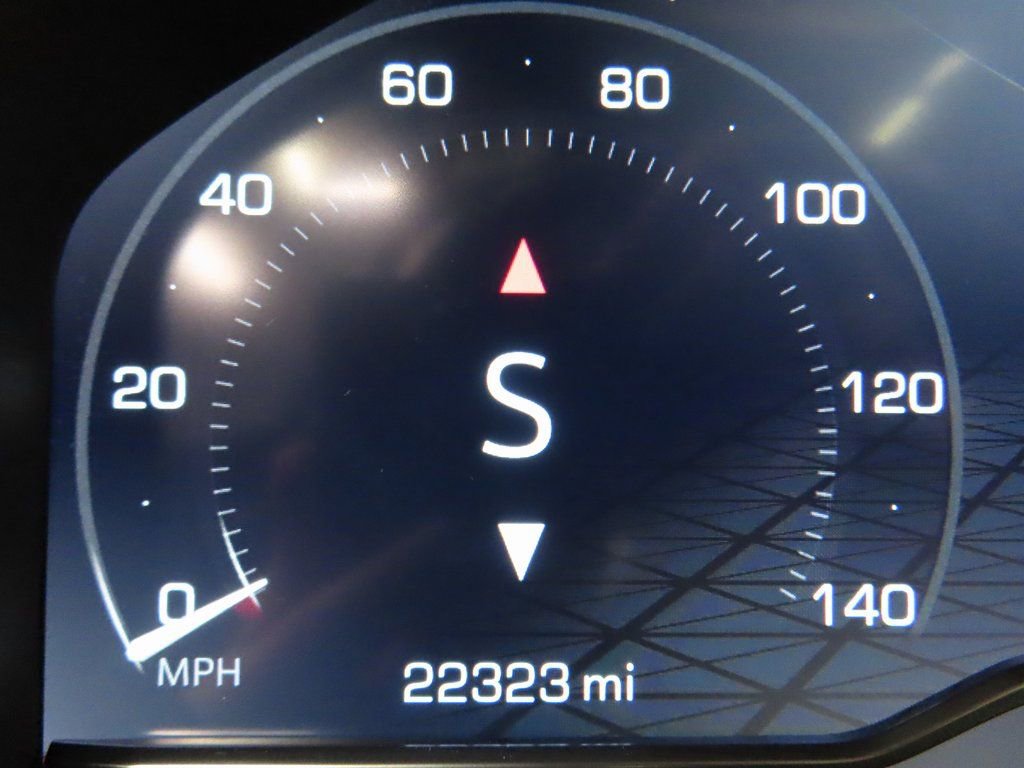 Used 2025 GMC Sierra 1500 Denali Ultimate AWD/4WD image 12