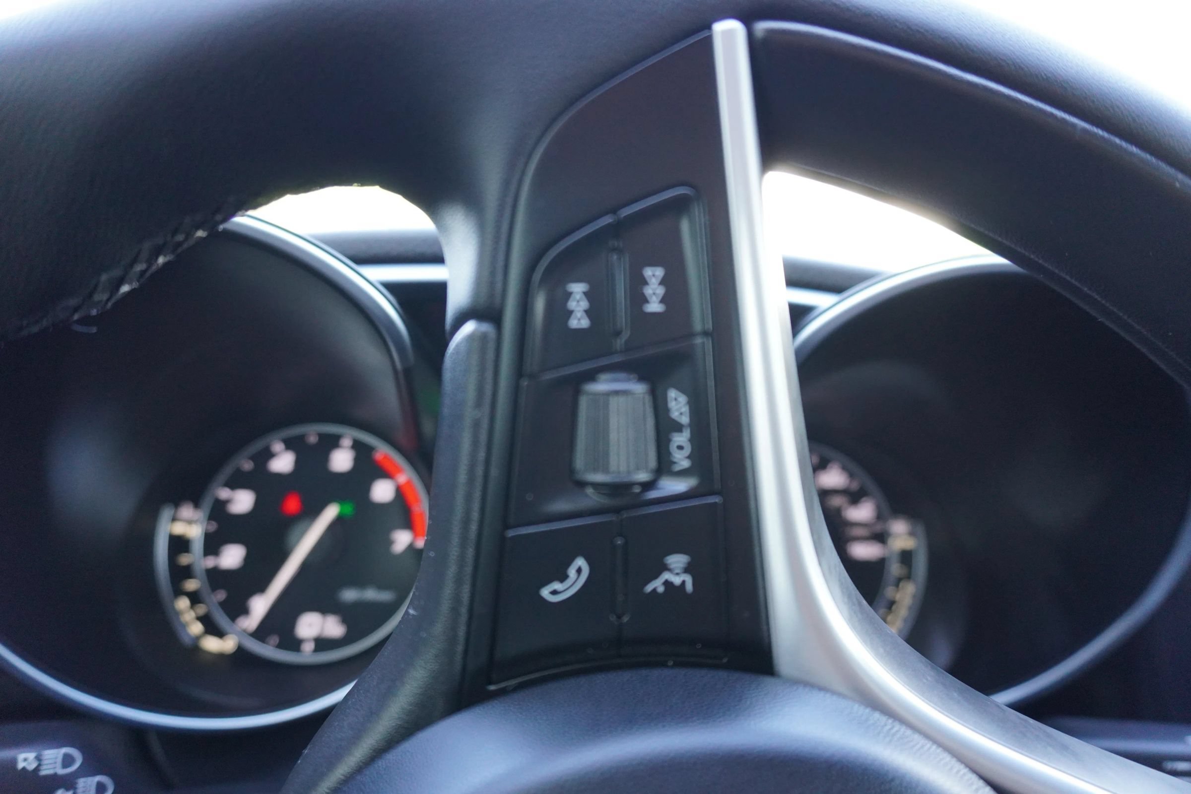 Used 2017 Alfa Romeo Giulia AWD image 20