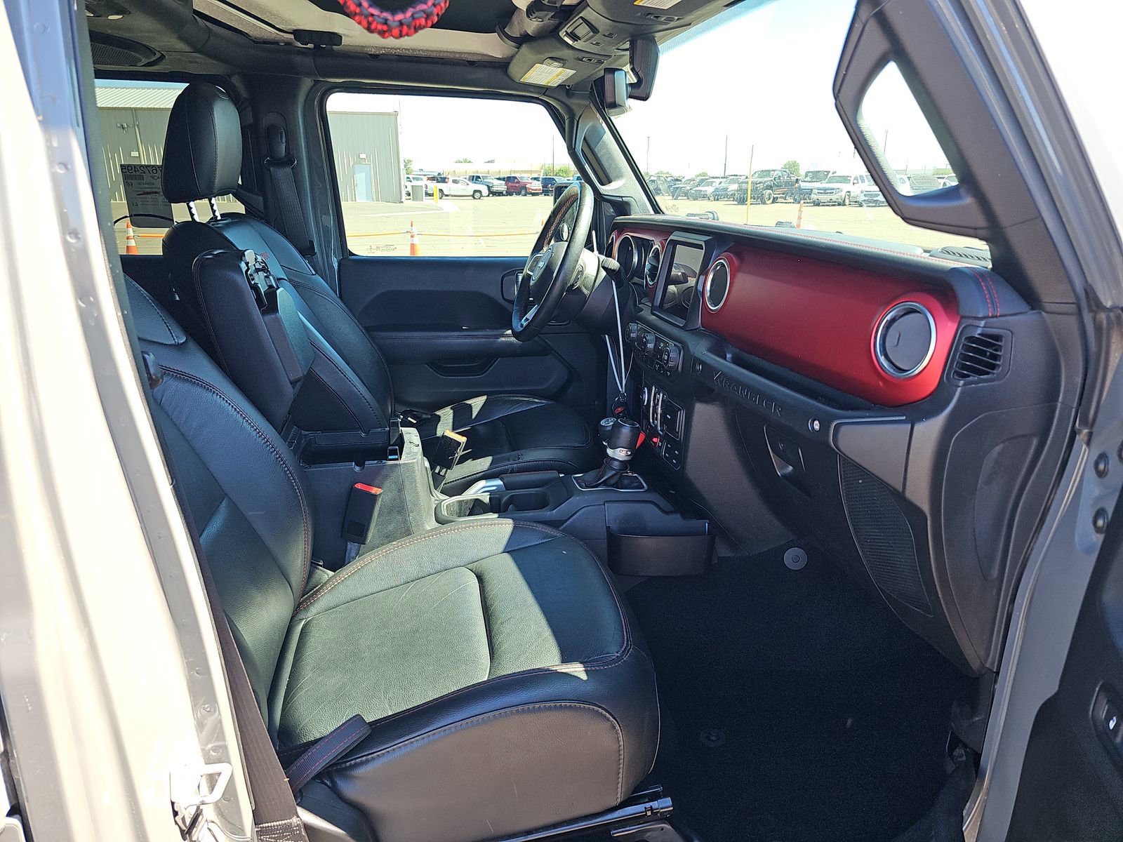 Used 2018 Jeep Wrangler Unlimited Rubicon image 14