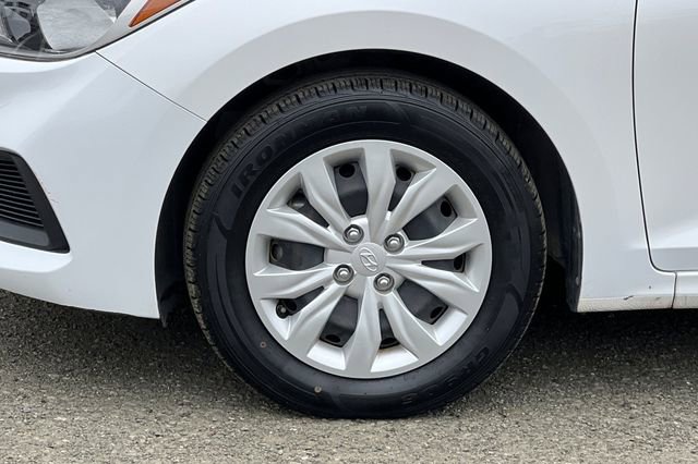Used 2021 Hyundai Accent SE FWD image 31