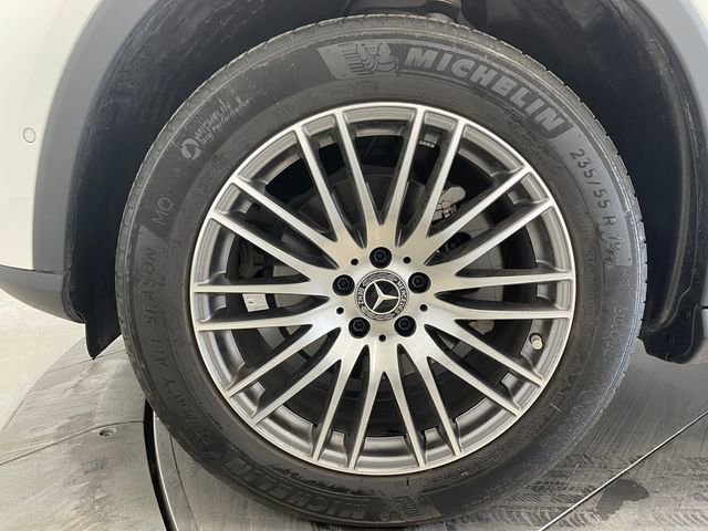 Used 2024 Mercedes-Benz GLC 300 4MATIC image 10