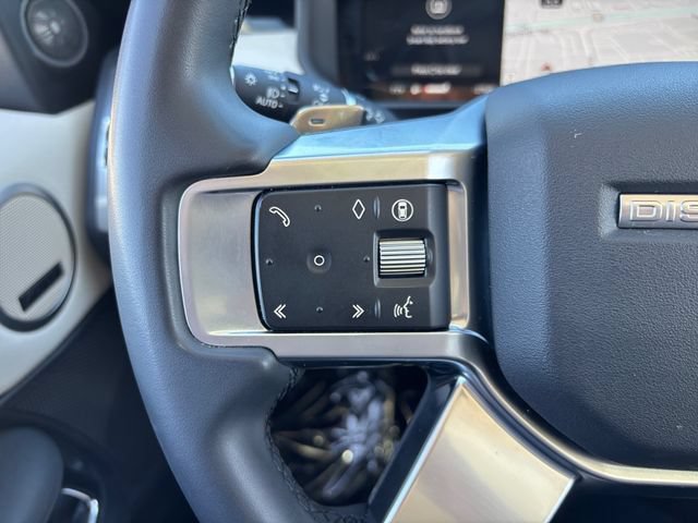 Used 2025 Land Rover Discovery S AWD/4WD image 23