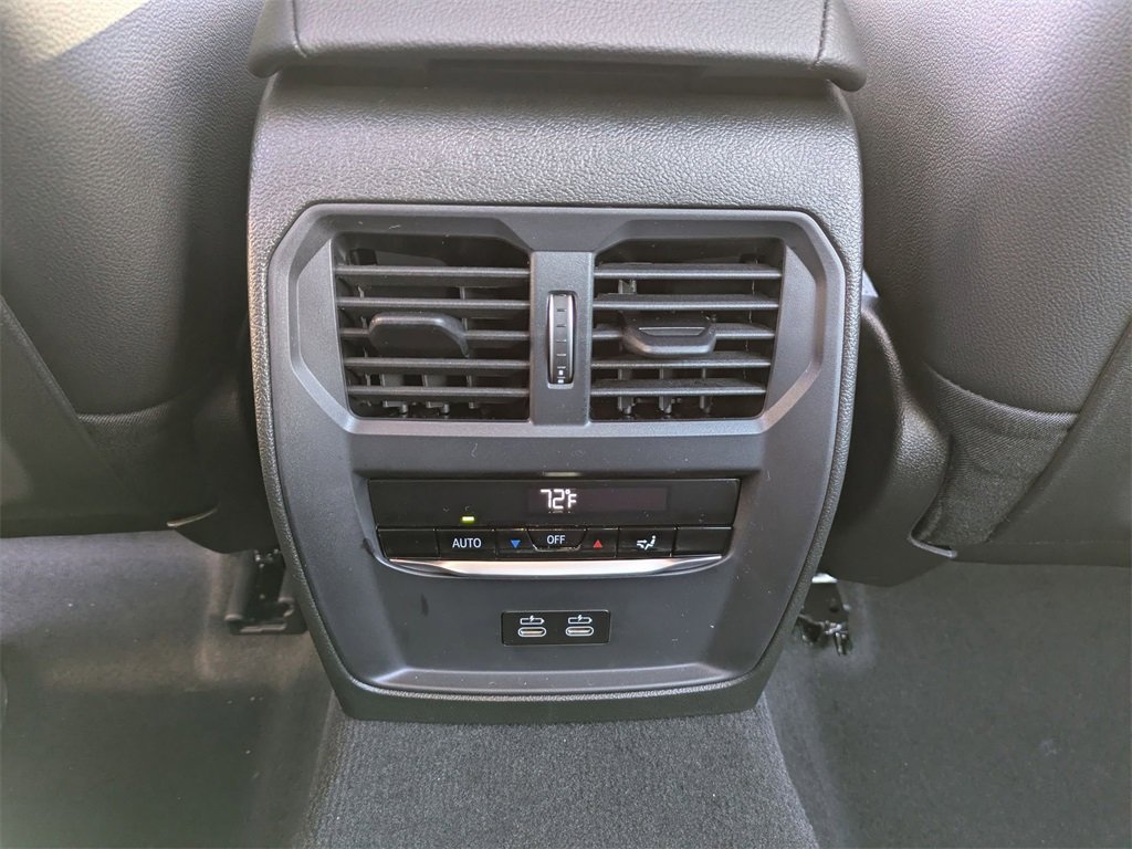 New 2026 BMW 330i xDrive Sedan w/ M Sport Package image 31