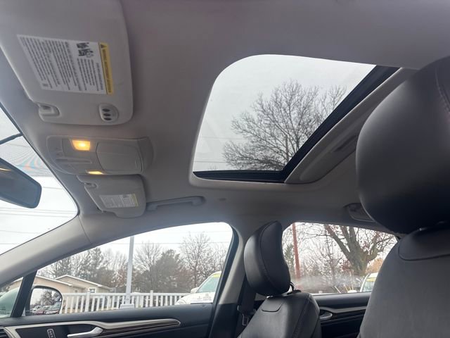 Used 2013 Ford Fusion SE image 22