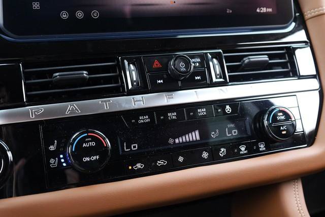 New 2026 Nissan Pathfinder Platinum AWD/4WD image 17