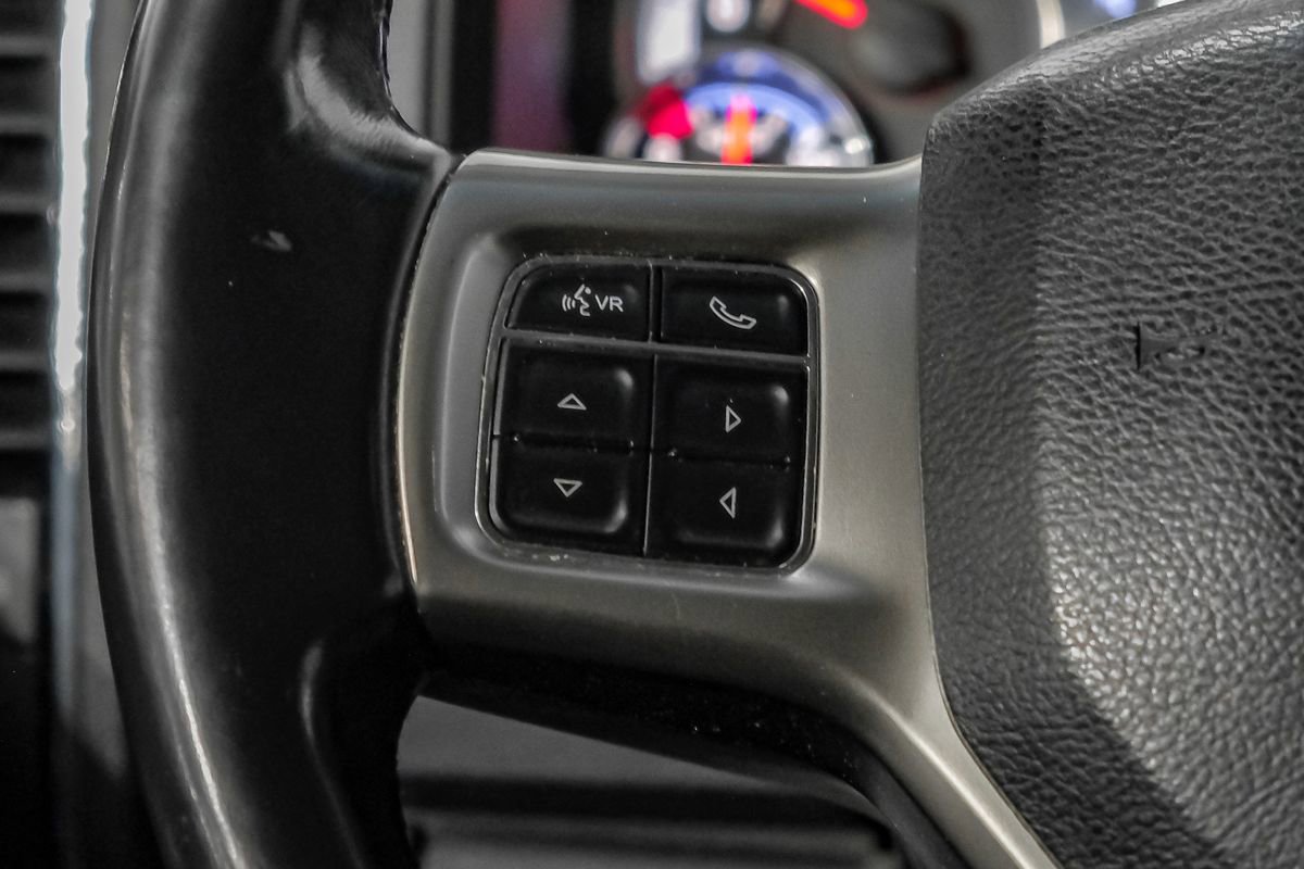 Used 2016 RAM 3500 Laramie image 17