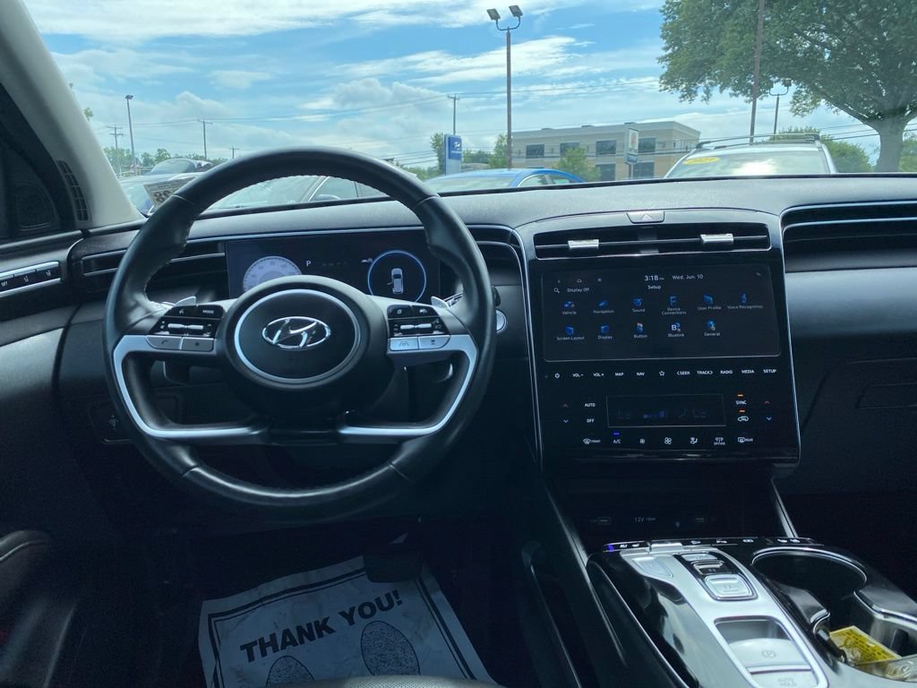 Certified 2023 Hyundai Tucson Limited AWD/4WD image 9