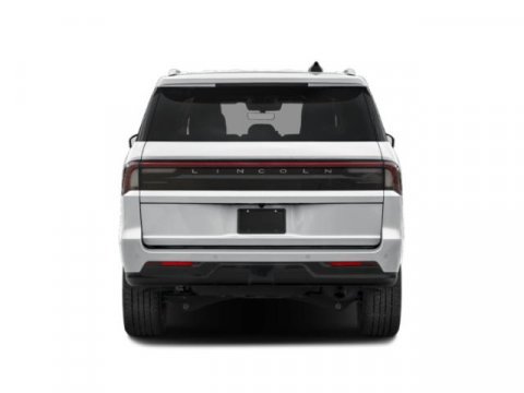 New 2026 Lincoln Navigator Reserve image 8