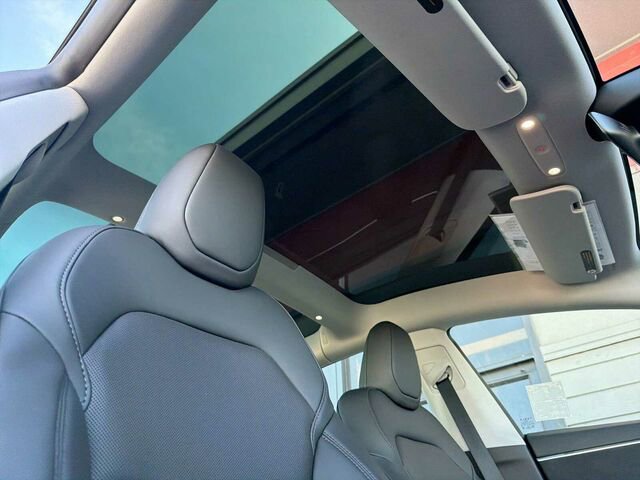 Used 2025 Tesla Model 3 Long Range image 20
