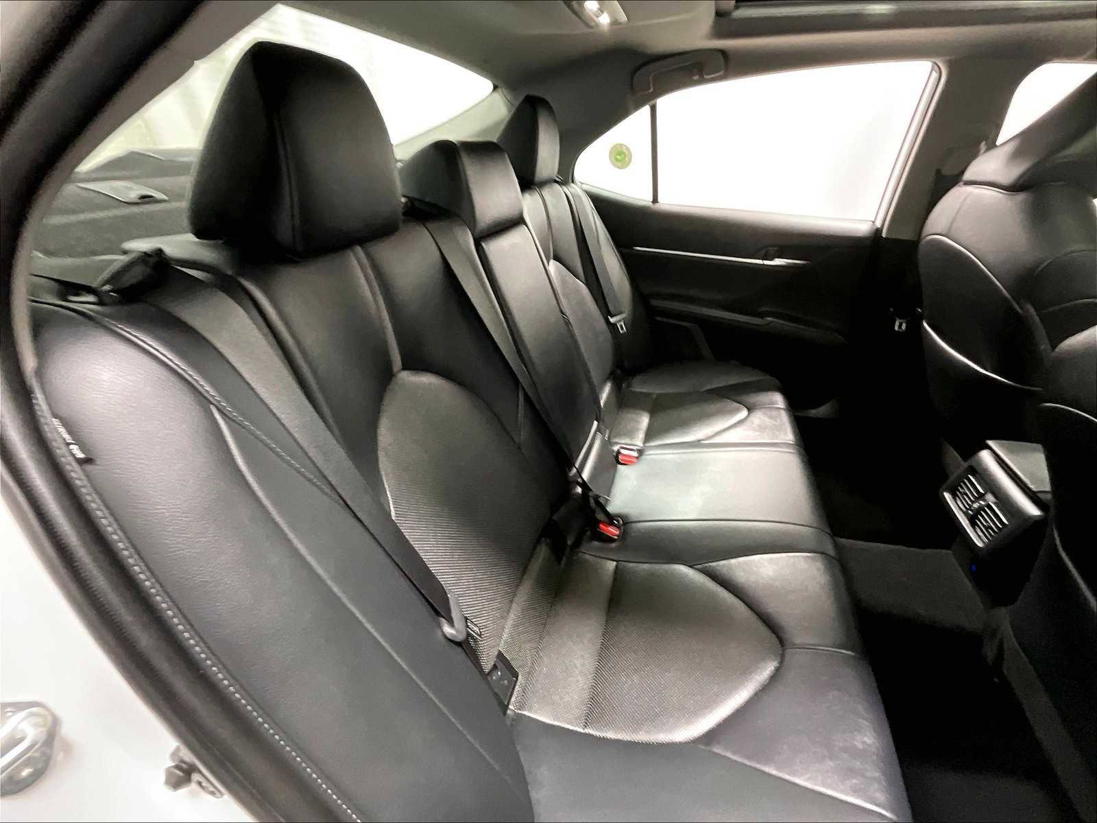 Used 2023 Toyota Camry XLE image 16