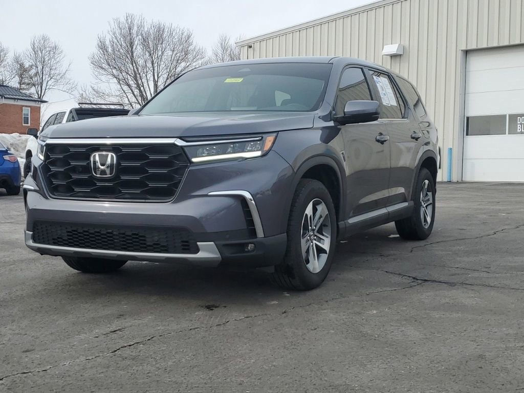 Certified 2025 Honda Pilot EX-L image 3