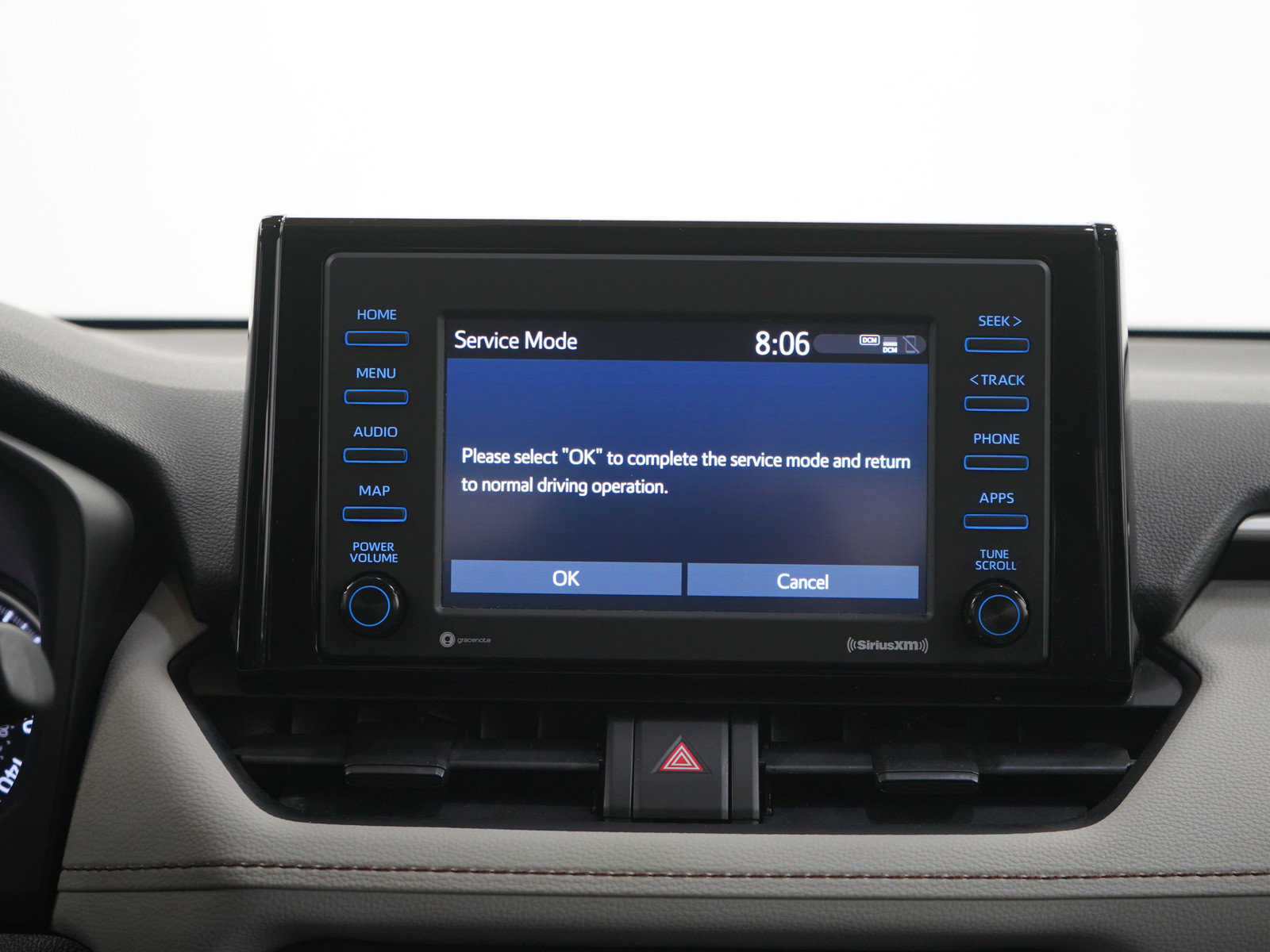 Used 2021 Toyota RAV4 XLE w/ XLE Grade Weather Package AWD/4WD image 15