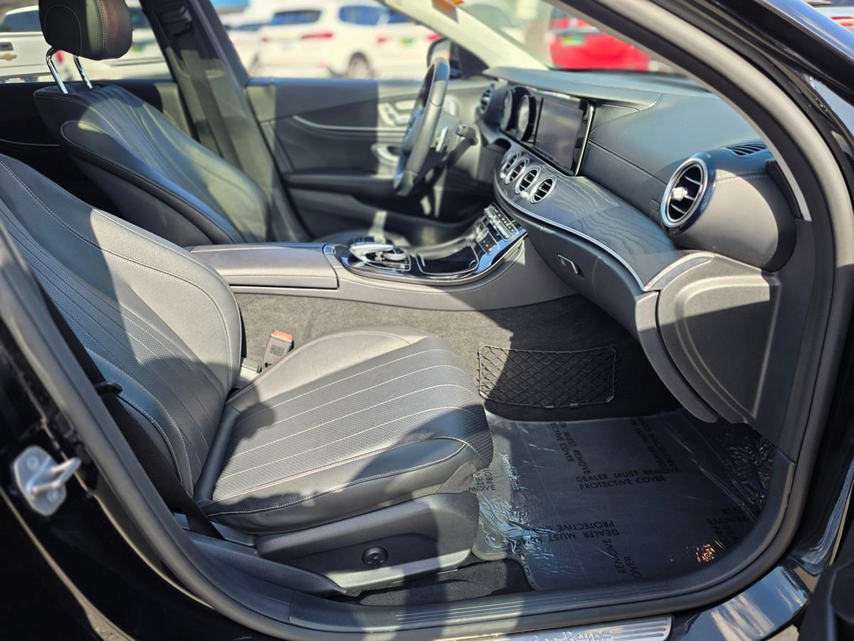 Used 2017 Mercedes-Benz E 300 image 10