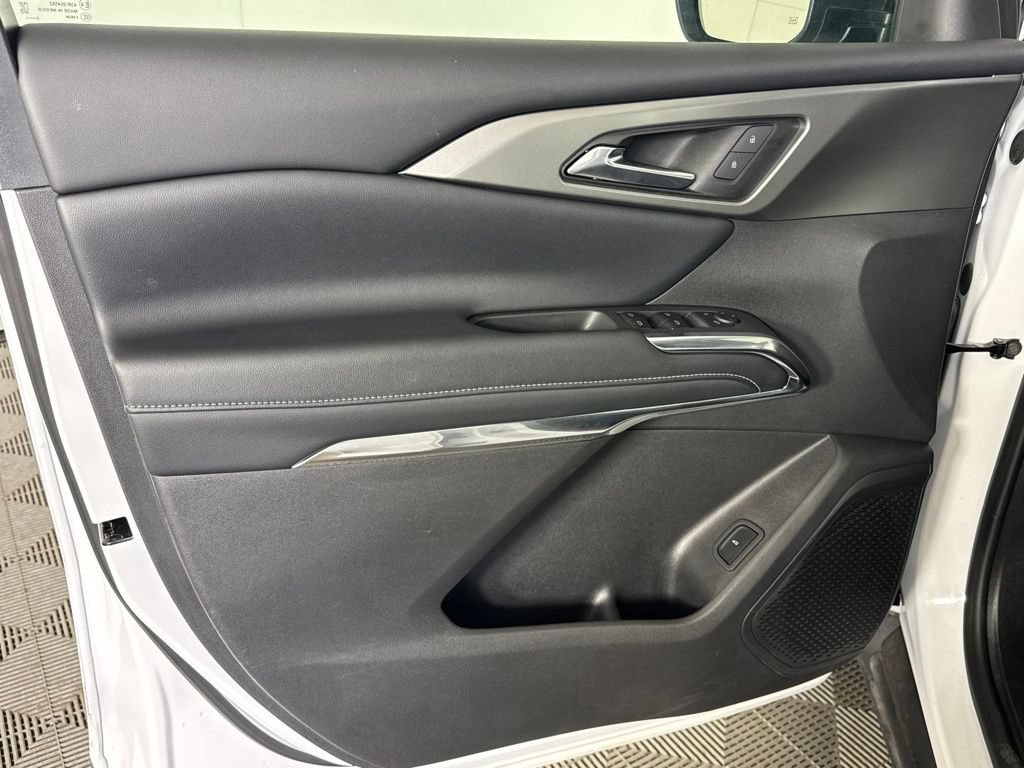 Certified 2026 Chevrolet Traverse LT AWD/4WD image 25