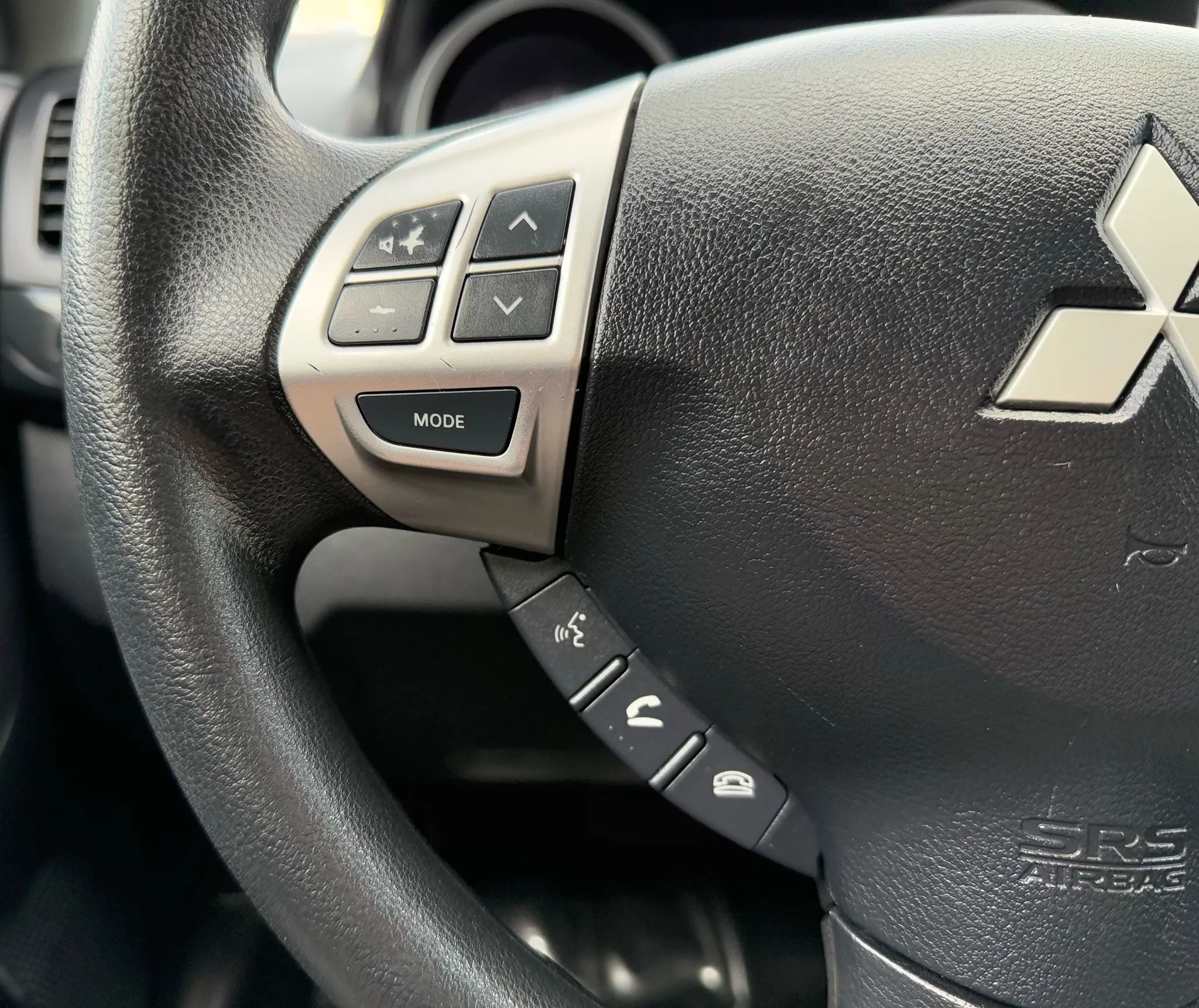 Used 2016 Mitsubishi Lancer AWD Sedan image 13