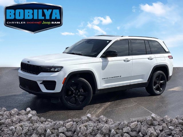 Used 2024 Jeep Grand Cherokee Altitude
